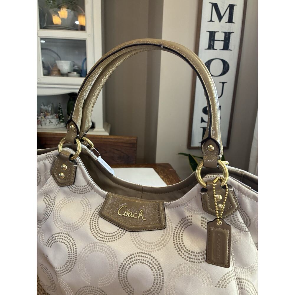 Coach ASHLEY Signature Jacquard Satchel Shoulder Purse F23311 MSRP $358 NEW - Picture 3 of 12